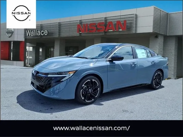 2026 Nissan Sentra SR in 2T Gry Blk — front three-quarter view