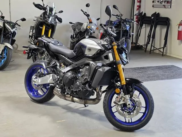 2026 Yamaha MT-09 SP — front three-quarter view