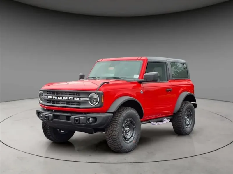 2024 Ford Bronco Black Diamond in Race Red — front three-quarter view