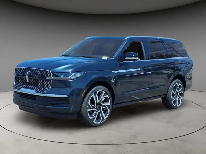 2026 Lincoln Navigator Reserve in Blue Metallic — front three-quarter view