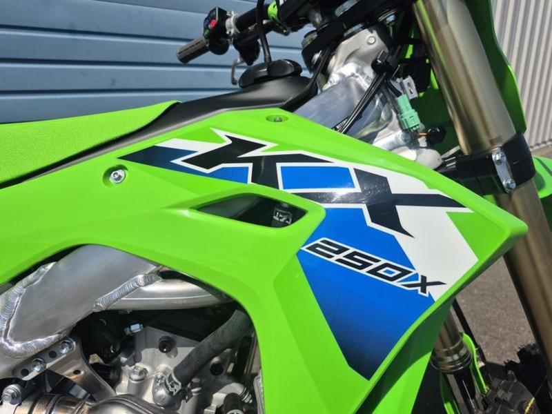2026 Kawasaki KX250X — photo 12 view