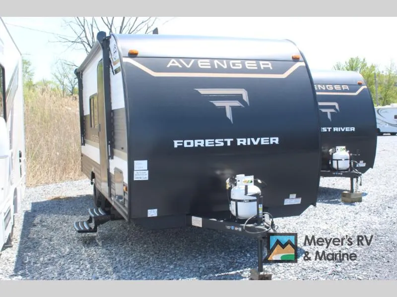2026 Prime Time RV Avenger LT 17DBX — front three-quarter view