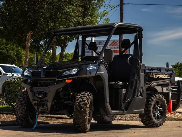 2026 CFMOTO UFORCE 1000 — front three-quarter view