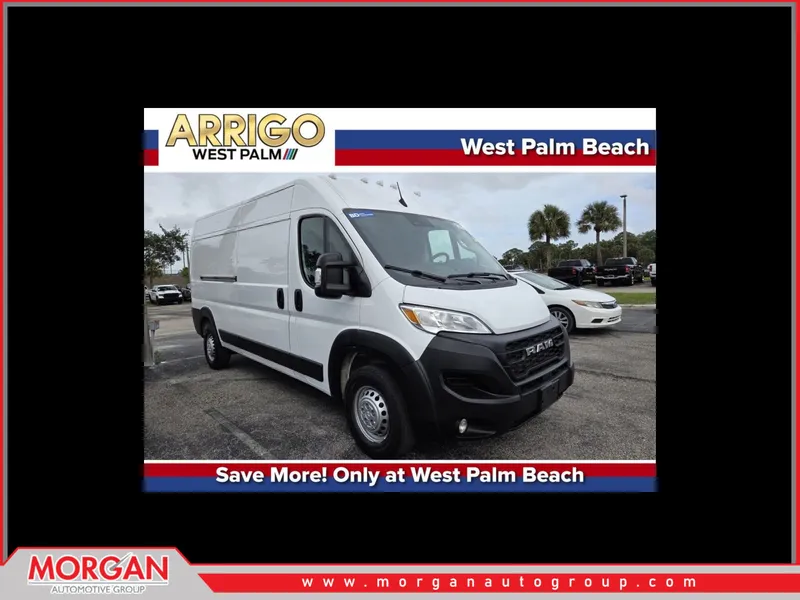 2024 Ram ProMaster 2500 High Roof in White — front three-quarter view