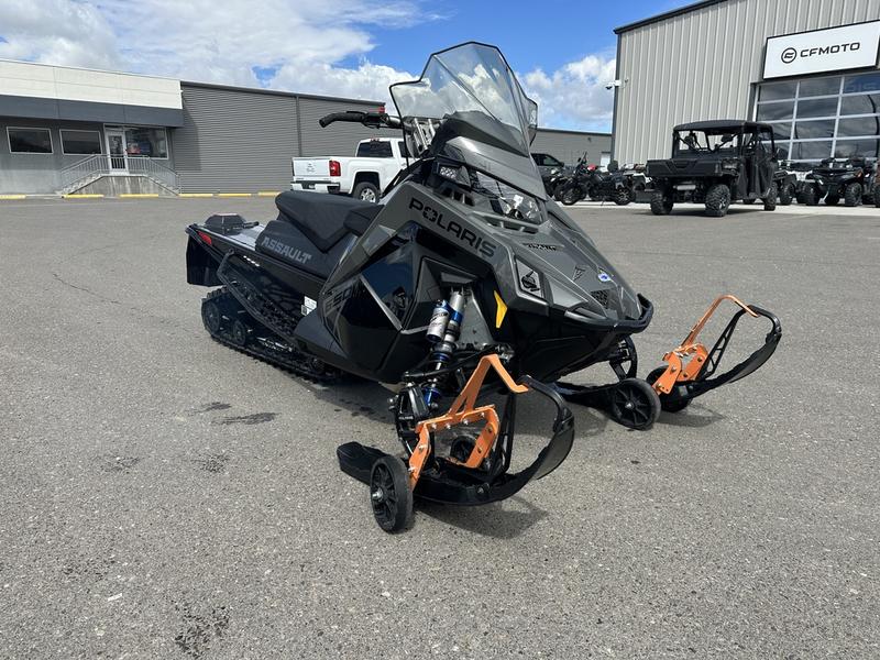 2024 Polaris 650 Switchback Assault 146 Gloss Black