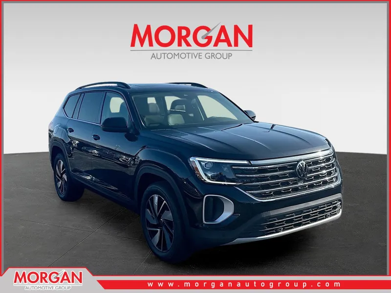 2026 Volkswagen Atlas 2.0T SE w/Technology in Black — front three-quarter view