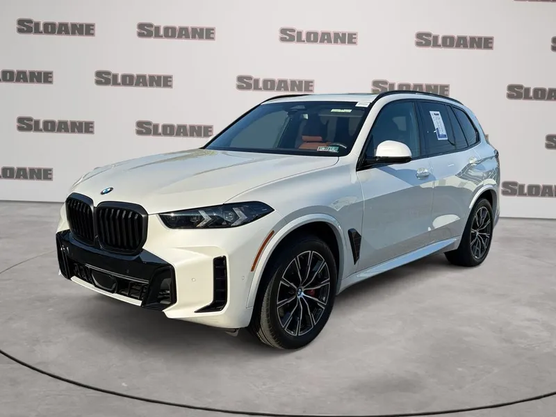 2025 BMW X5 xDrive40i M Sport in Mineral White Metallic — front three-quarter view
