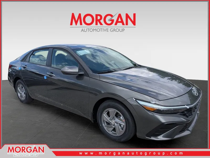 2026 Hyundai ELANTRA SE in Amazon Gray — front three-quarter view