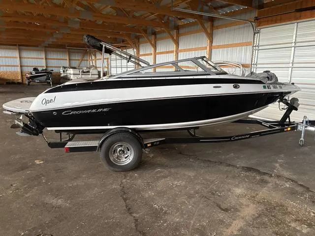 2012 Crownline 18 SS with 4.3 — front three-quarter view