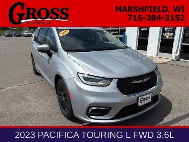 2023 Chrysler Pacifica Touring L in Silver Mist Clearcoat — front three-quarter view