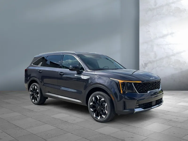 2026 Kia Sorento — front three-quarter view
