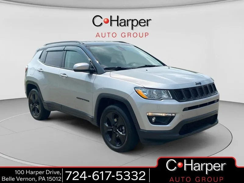 2018 Jeep Compass Latitude in Billet Silver Metallic Clearcoat — front three-quarter view