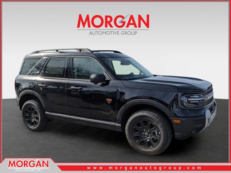 2025 Ford Bronco Sport Badlands in Black — front three-quarter view