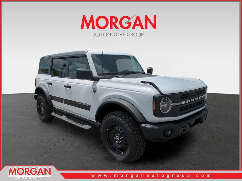 2026 Ford Bronco Big Bend in White — front three-quarter view