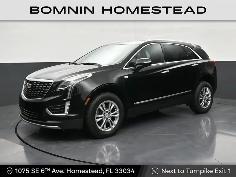 2020 Cadillac XT5 Premium Luxury FWD — front three-quarter view