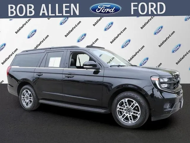 2025 Ford Expedition Max Active in Black Metallic — front three-quarter view