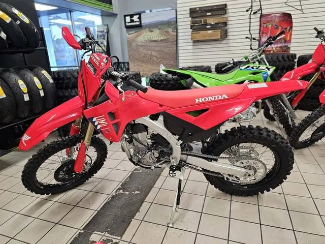 2026 Honda® CRF450RX — front three-quarter view