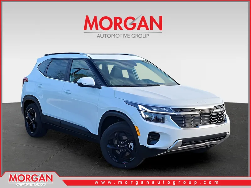 2026 Kia Seltos EX in White — front three-quarter view