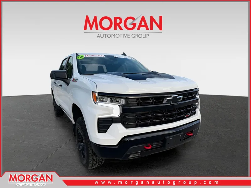 2023 Chevrolet Silverado 1500 LT Trail Boss in Summit White — front three-quarter view