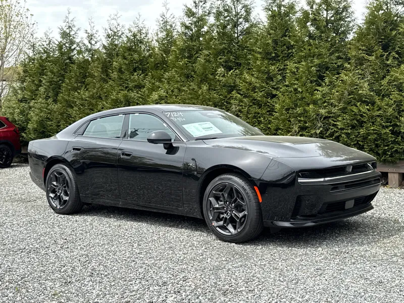 2026 Dodge Charger R/T Plus in Diamond Black Crystal Pearlcoat — front three-quarter view