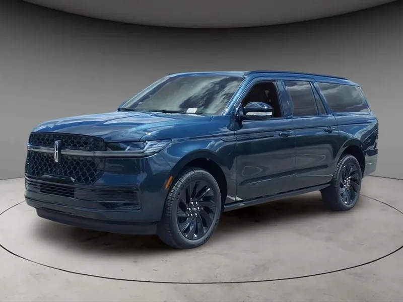2026 Lincoln Navigator L Reserve in Blue Metallic — front three-quarter view