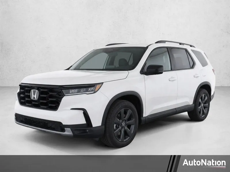 2025 Honda Pilot Sport AWD in Platinum White Pea — front three-quarter view