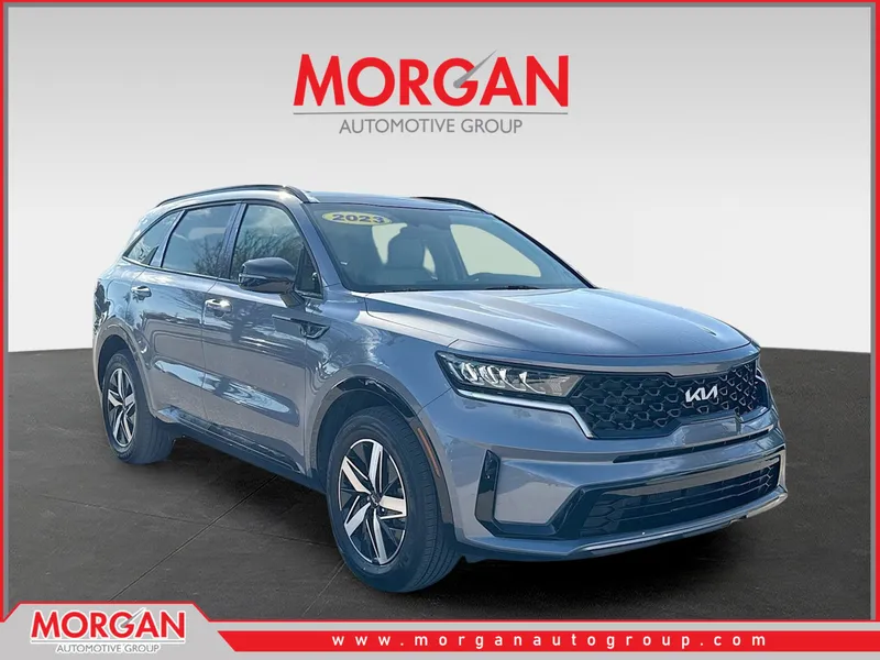 2023 Kia Sorento S in Everlasting Silver — front three-quarter view