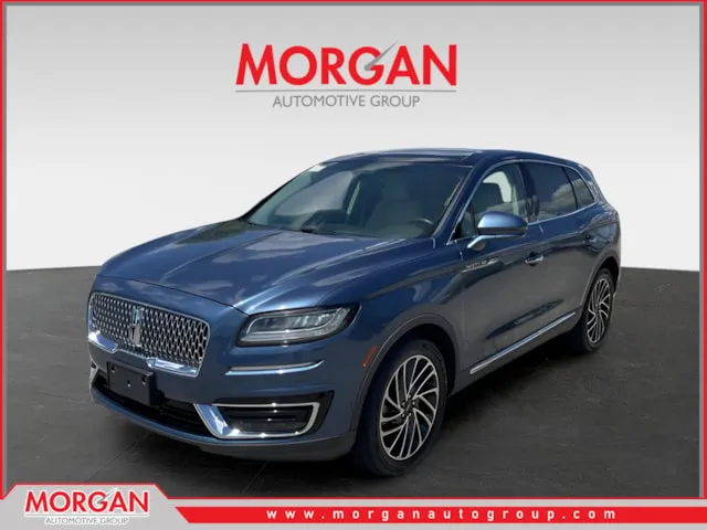 2019 Lincoln Nautilus Reserve in Blue — front three-quarter view