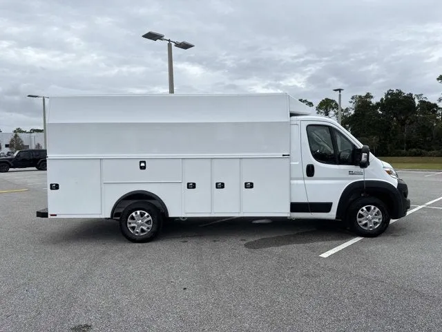 2025 RAM ProMaster Cutaway SLT in Bright White Clearcoat — front three-quarter view