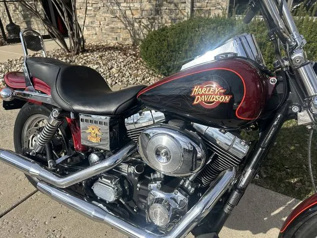 2000 Harley-Davidson® FXDWG - Dyna® Wide Glide® — front three-quarter view