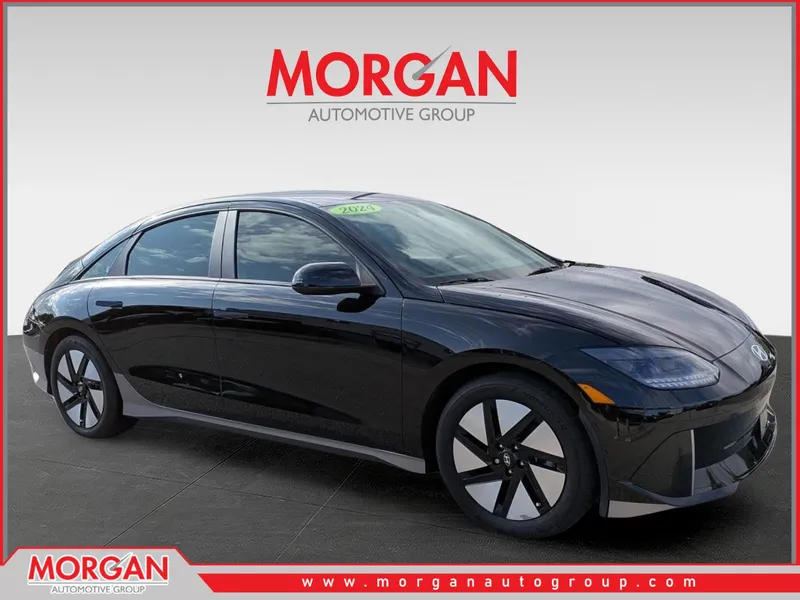 2024 Hyundai IONIQ 6 SE in Onyx Black — front three-quarter view