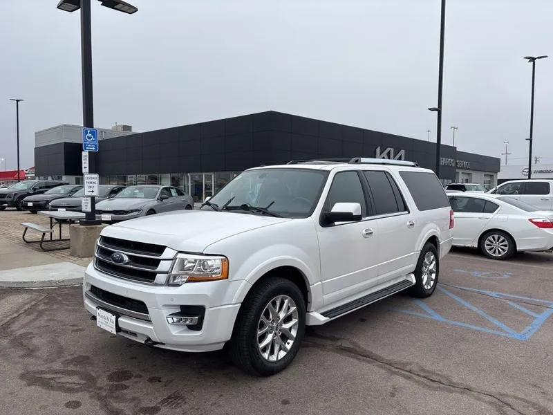 2017 Ford Expedition EL Limited in White Platinum Clearcoat Metallic — front three-quarter view