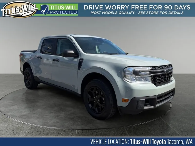 2022 Ford Maverick XLT in Cactus — front three-quarter view