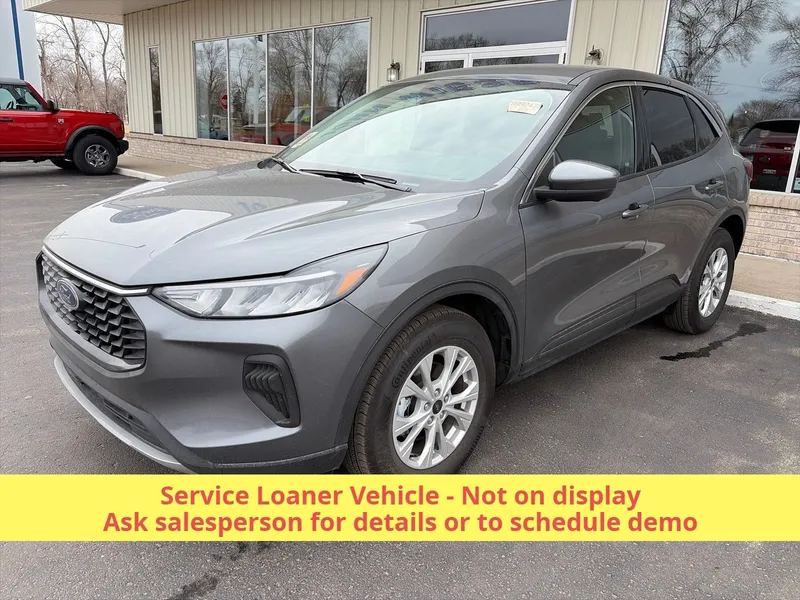 2024 Ford Escape ACTIVE AWD in Carbonized Gray Metallic — front three-quarter view