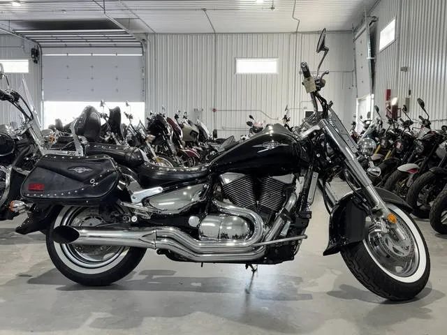 2008 Suzuki VL1500TK8 — front three-quarter view