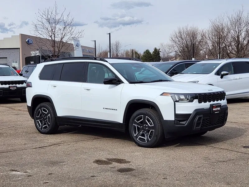 2026 Jeep Cherokee CHEROKEE LIMITED 4X4 in Bright White Clear-Coat Exterior Paint — front three-quarter view