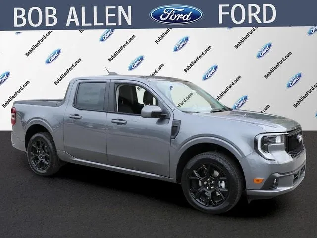 2026 Ford Maverick Lobo Standard in Gray Metallic — front three-quarter view