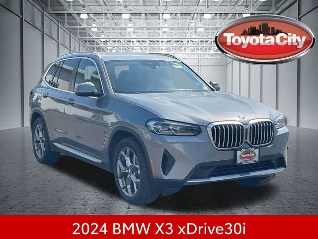 2024 BMW X3 xDrive30i in Skyscraper Gray Metallic — front three-quarter view