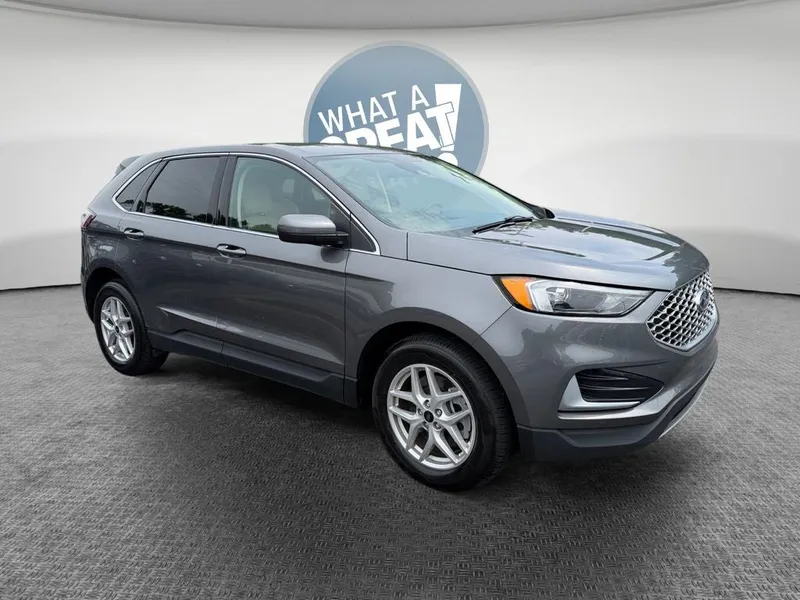 2024 Ford Edge SEL in Gray Metallic — front three-quarter view