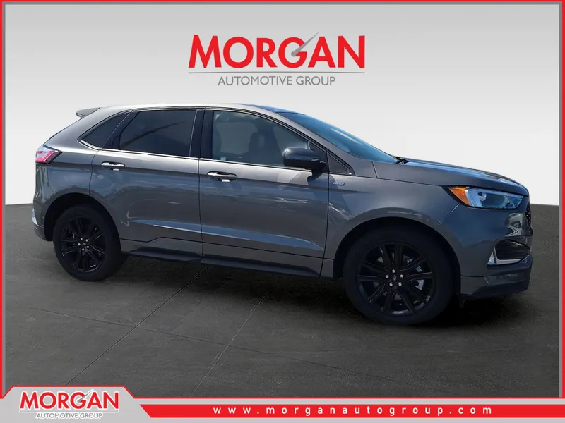 2024 Ford Edge ST Line in Gray — front three-quarter view