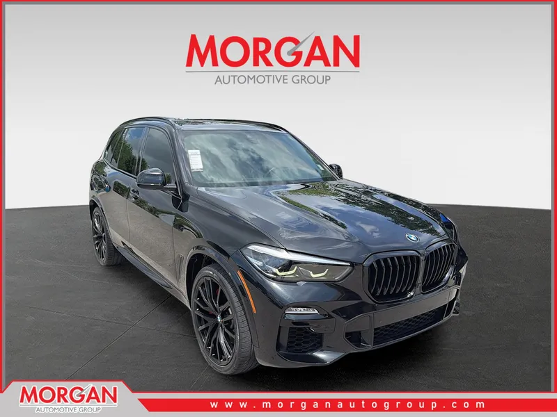 2021 BMW X5 sDrive40i in Black Sapphire Metallic — front three-quarter view