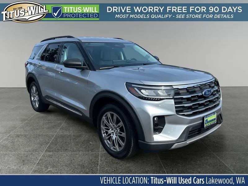 2025 Ford Explorer Active in Silver Metallic — front three-quarter view