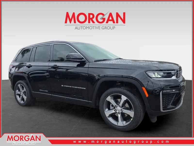2026 Jeep Grand Cherokee Limited in Black — front three-quarter view