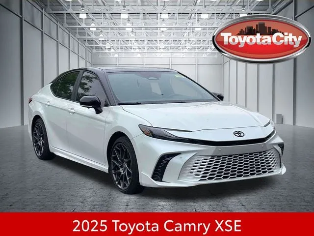2025 Toyota Camry XSE in Wind Chill Pearl/Midnight Black Metallic — front three-quarter view