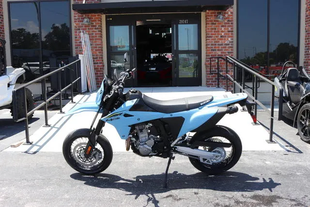 2025 Suzuki DR-Z4SM — front three-quarter view