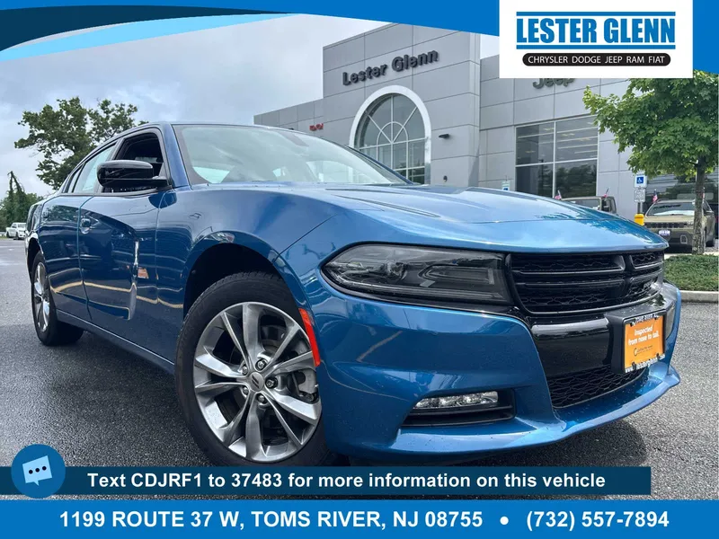 2023 Dodge Charger SXT in Frostbite — front three-quarter view
