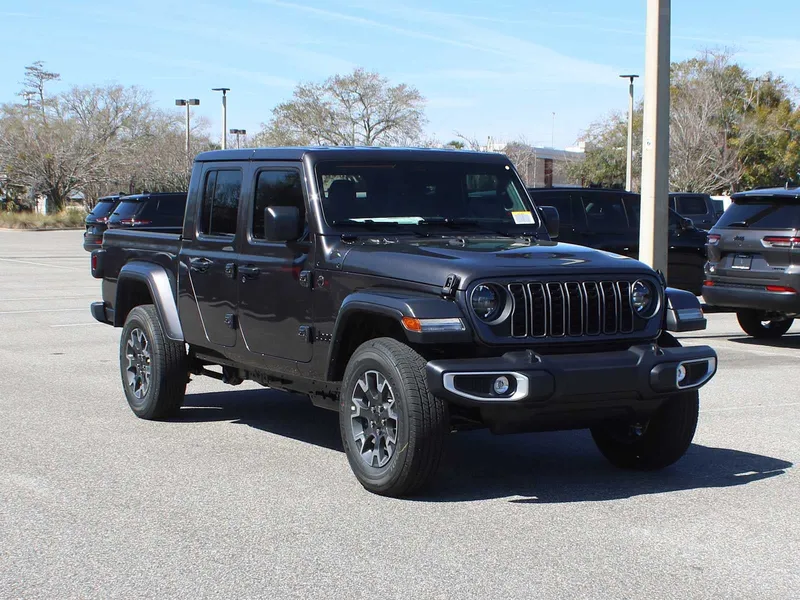 2026 Jeep Gladiator Sahara in Granite Crystal Metallic Clear-Coat Exterior Paint — front three-quarter view