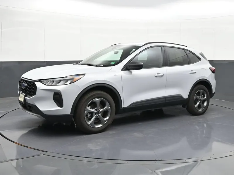 2025 Ford Escape ST-Line in Silver — front three-quarter view