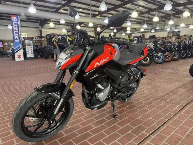 2025 CFMOTO 300NK — front three-quarter view