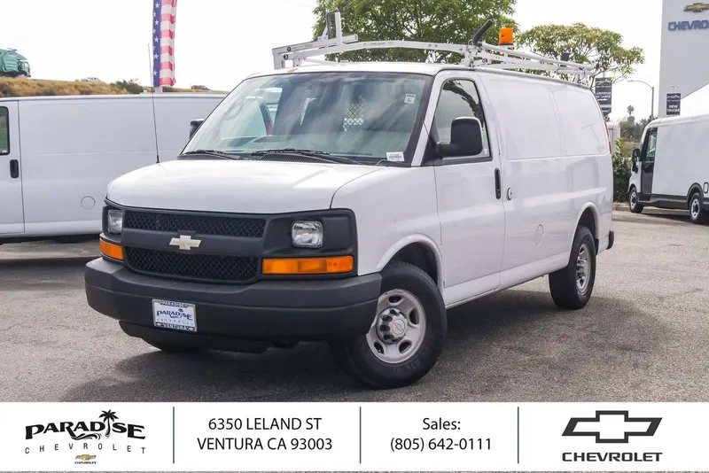 2007 Chevrolet Express Cargo 2500 Base in Summit White — front three-quarter view